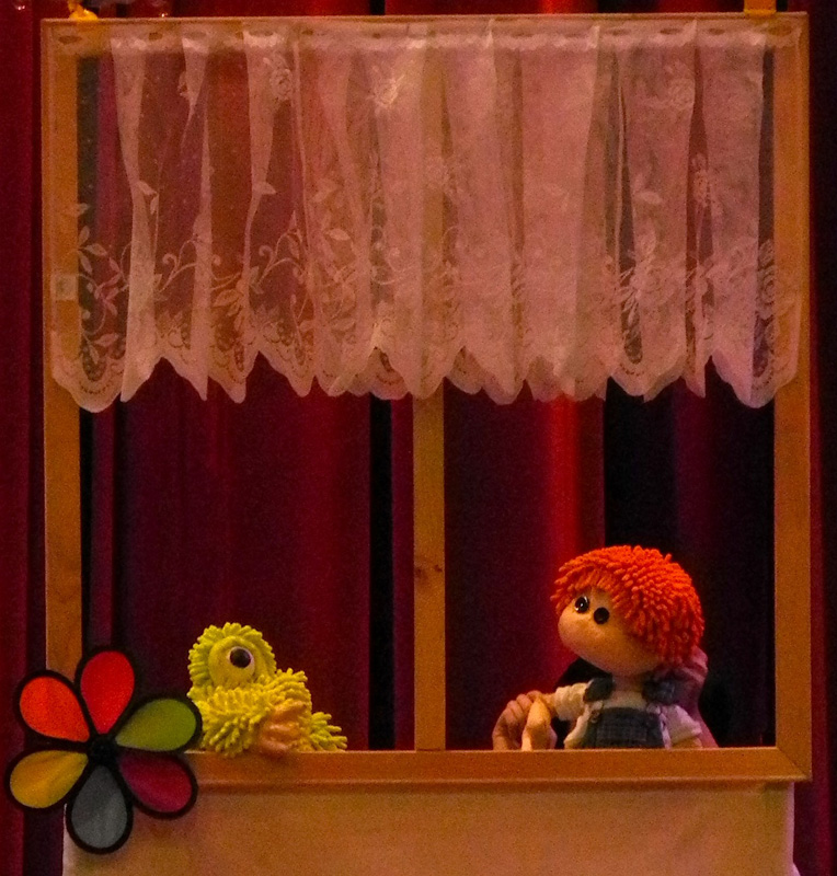 Joey and green monster puppets in Monster Under My Bed Community Tour