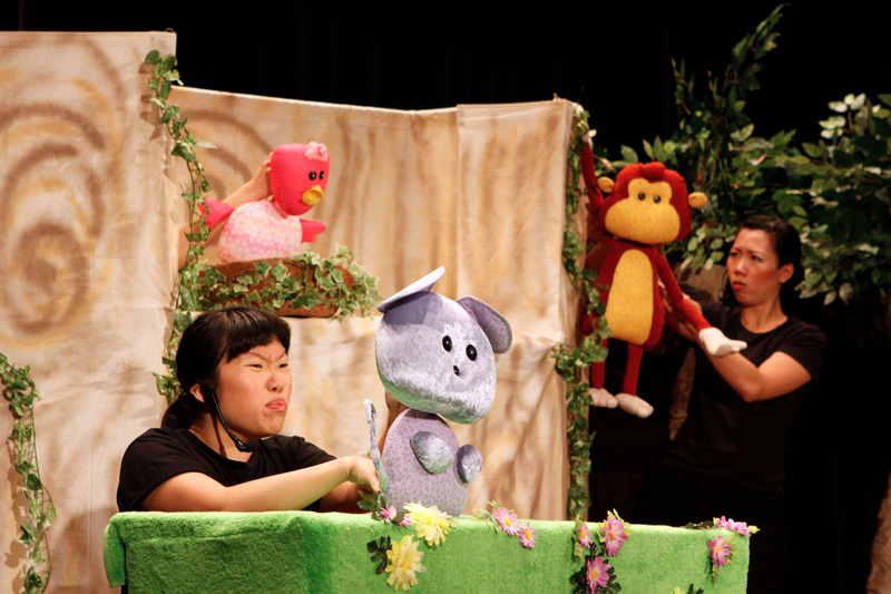 Mouse, duck and monkey puppets in Tree Neighbours by Paper Monkey Theatre