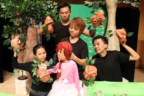 Hug The Tree Paper Monkey Theatre Hug The Tree Paper Monkey Theatre